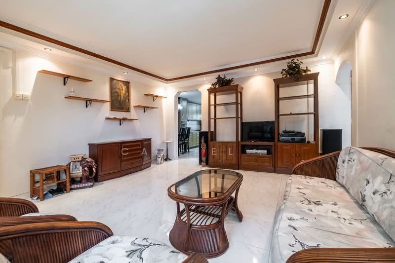 411 Hougang Avenue 10, 411 Hougang Avenue 10, 3 Bedrooms, 979 sqft, HDB Flat For Sale, by Carleel ., 500117281 - Living Room - PropertyGuru.com.sg