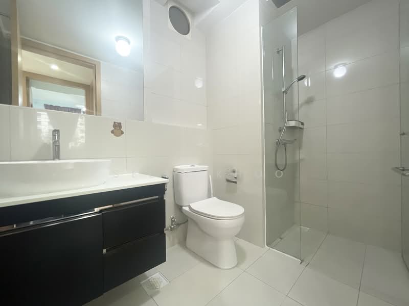 Austville Residences, 13 Sengkang East Avenue, 2 Bedrooms, 807 sqft, Executive Condominium For Rent, by Selin Khoo, 500117286 - Common Bathroom - PropertyGuru.com.sg