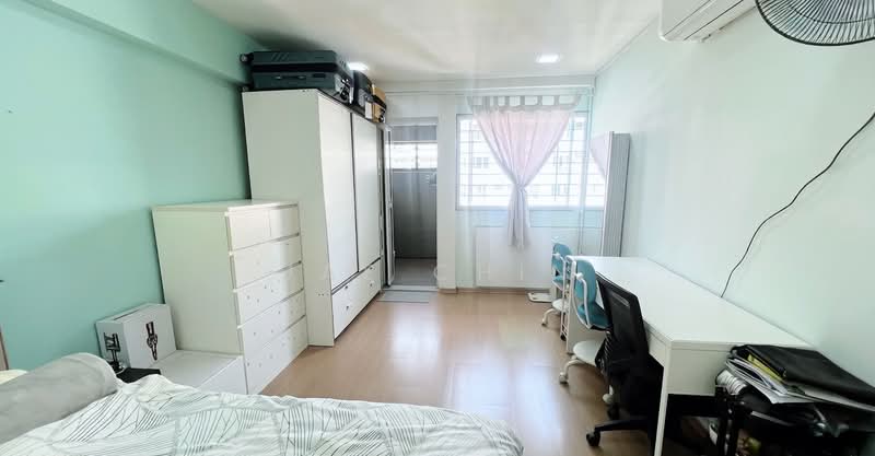 852 Yishun Street 81, 852 Yishun Street 81, 3 Bedrooms, 1,119 sqft, HDB Flat For Sale, by Jae Chin, 500117296 - Bedroom - PropertyGuru.com.sg