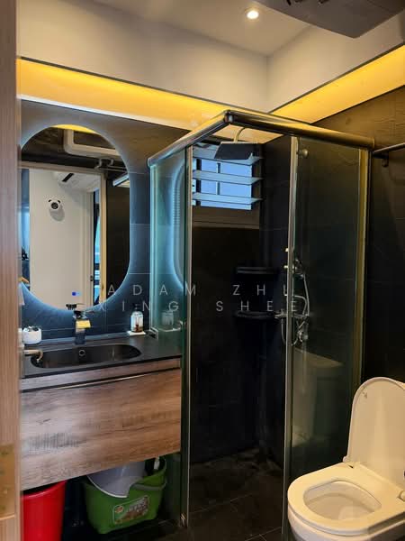 96 Dawson Road, 96 Dawson Road, 2 Bedrooms, 678 sqft, HDB Flat For Sale, by Adam Zhi Xing Shee, 500117298 - Bathroom - PropertyGuru.com.sg