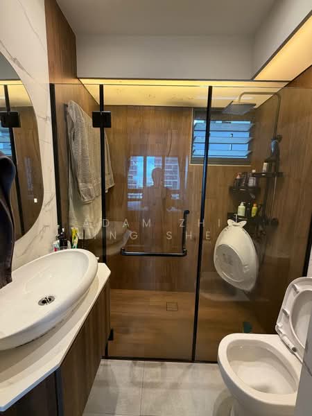96 Dawson Road, 96 Dawson Road, 2 Bedrooms, 678 sqft, HDB Flat For Sale, by Adam Zhi Xing Shee, 500117298 - Bathroom - PropertyGuru.com.sg