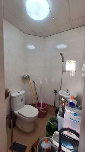 Lakepoint Condo, 2 Lakepoint Drive, 4 Bedrooms, 2,735 sqft, Condominium For Rent, by Jiang Cihui, 500117299 - PropertyGuru.com.sg