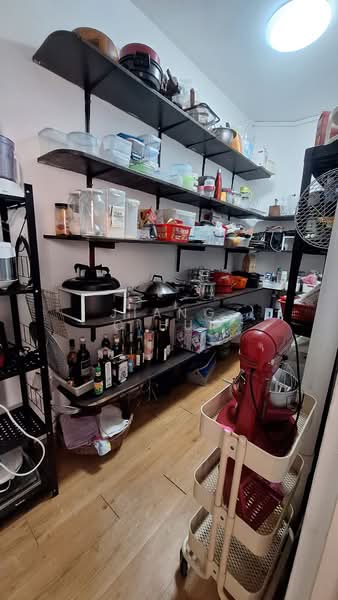 Lakepoint Condo, 2 Lakepoint Drive, 4 Bedrooms, 2,735 sqft, Condominium For Rent, by Jiang Cihui, 500117299 - PropertyGuru.com.sg