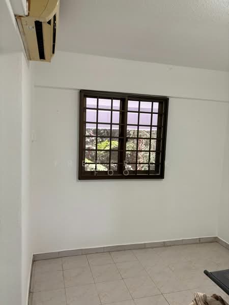231 Bukit Batok East Avenue 5, 231 Bukit Batok East Avenue 5, 3 Bedrooms, 1,065 sqft, HDB Flat For Sale, by Frederick Foo, 500117313 - Bedroom 3 - PropertyGuru.com.sg