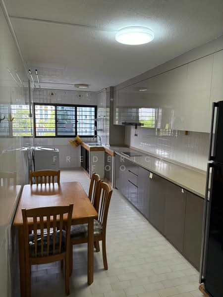 231 Bukit Batok East Avenue 5, 231 Bukit Batok East Avenue 5, 3 Bedrooms, 1,065 sqft, HDB Flat For Sale, by Frederick Foo, 500117313 - Kitchen - PropertyGuru.com.sg