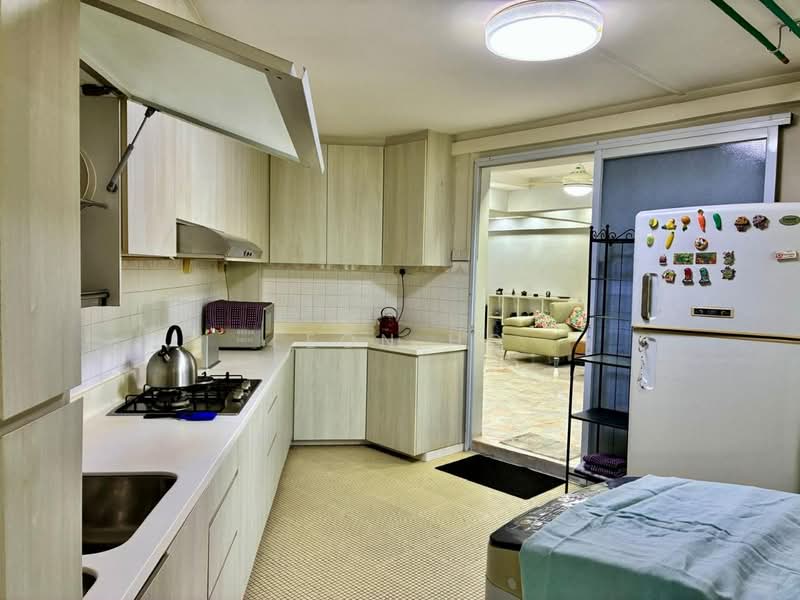 662 Buffalo Road, 662 Buffalo Road, 2 Bedrooms, 980 sqft, HDB Flat For Sale, by Leon Ho, 500117318 - Kitchen - PropertyGuru.com.sg