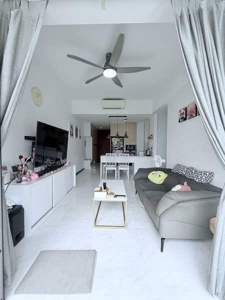 Adria, 12 Derbyshire Road, 2 Bedrooms, 689 sqft, Condominium For Sale, by Anthea Yeo 杨丽娇, 500117320 - Living Room - PropertyGuru.com.sg