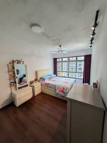 684A Edgedale Plains, 684A Edgedale Plains, 3 Bedrooms, 1,216 sqft, HDB Flat For Sale, by Prasath S, 500117321 - Bedroom - PropertyGuru.com.sg