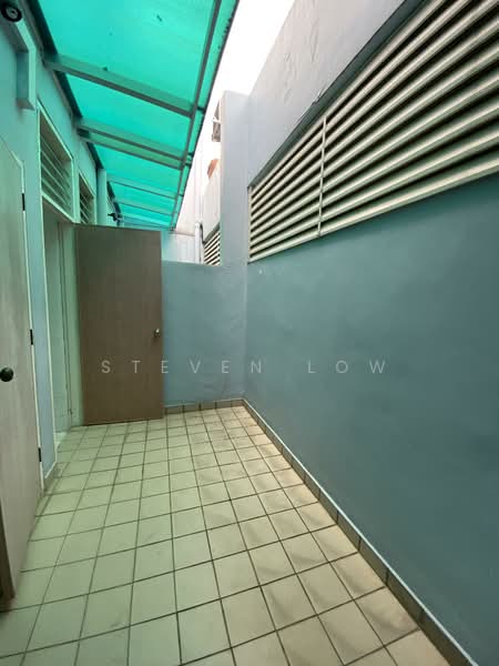 Siglap Center, 55 Siglap Road, 3 Bedrooms, 1,290 sqft, Apartment For Rent, by Steven Low, 500117323 - Corridor - PropertyGuru.com.sg