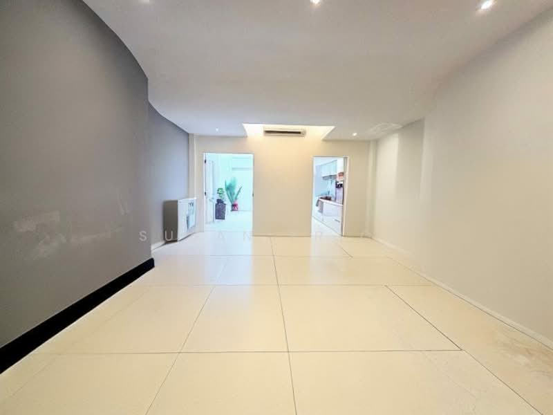 Stylish East Conservation 2+1, Joo Chiat Place, 2 Bedrooms, 2,350 sqft, Conservation House For Sale, by Susan Prior, 500117326 - PropertyGuru.com.sg