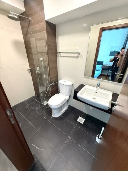 Parc Imperial, 253B Pasir Panjang Road, Room Rental, 200 sqft, Condominium For Rent, by Sean Ong, 500117339 - Bathroom - PropertyGuru.com.sg