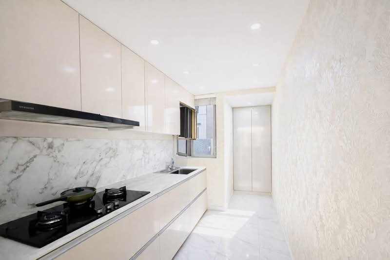 Austville Residences, 11 Sengkang East Avenue, 4 Bedrooms, 1,227 sqft, Executive Condominium For Sale, by Andre Chia, 500117342 - Kitchen - PropertyGuru.com.sg