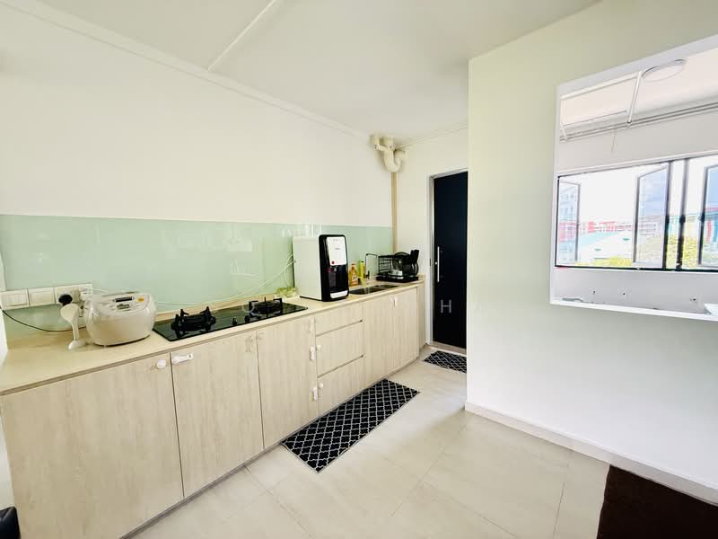 347 Tampines Street 33, 347 Tampines Street 33, 3 Bedrooms, 1,130 sqft, HDB Flat For Sale, by SQ Raudha, 500117354 - Kitchen - PropertyGuru.com.sg