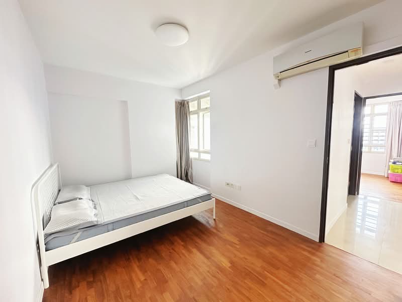 268B Compassvale Link, 268B Compassvale Link, 3 Bedrooms, 969 sqft, HDB Flat For Rent, by Vivian Song, 500117361 - Bedroom - PropertyGuru.com.sg