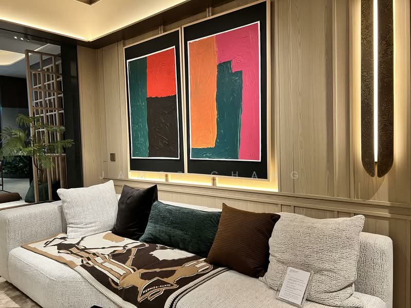 MEYER BLUE, 83 Meyer Road, 4 Bedrooms, 1,733 sqft, Condominium For Sale, by James Chang, 500117366 - Living Room - PropertyGuru.com.sg