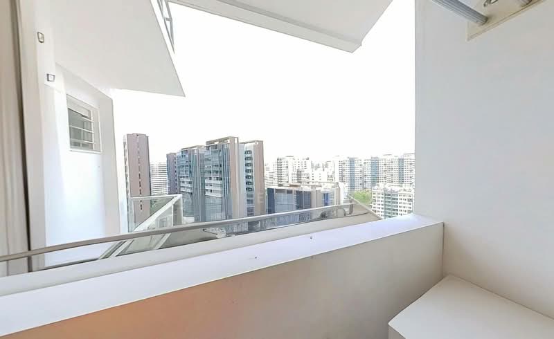 322C Sumang Walk, 322C Sumang Walk, 2 Bedrooms, 732 sqft, HDB Flat For Sale, by Daniel Lim, 500117368 - Service Balcony defurnished - PropertyGuru.com.sg