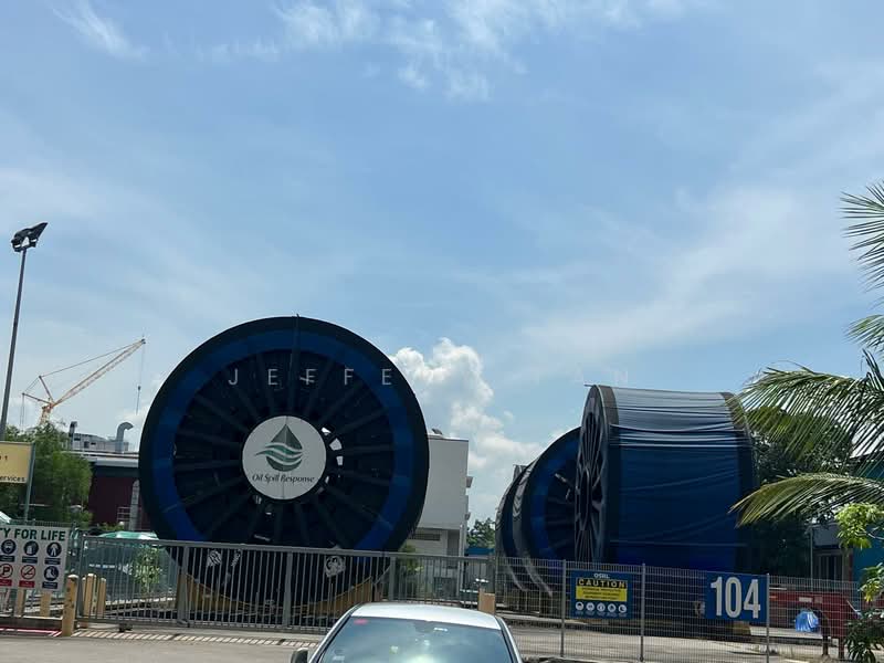 OPEN YARD @ TOPS LOYANG, Loyang Crescent, 29,353 sqft, Warehouse For Rent, by Jeffery Tan, 500117376 - Exterior - CommercialGuru.com.sg