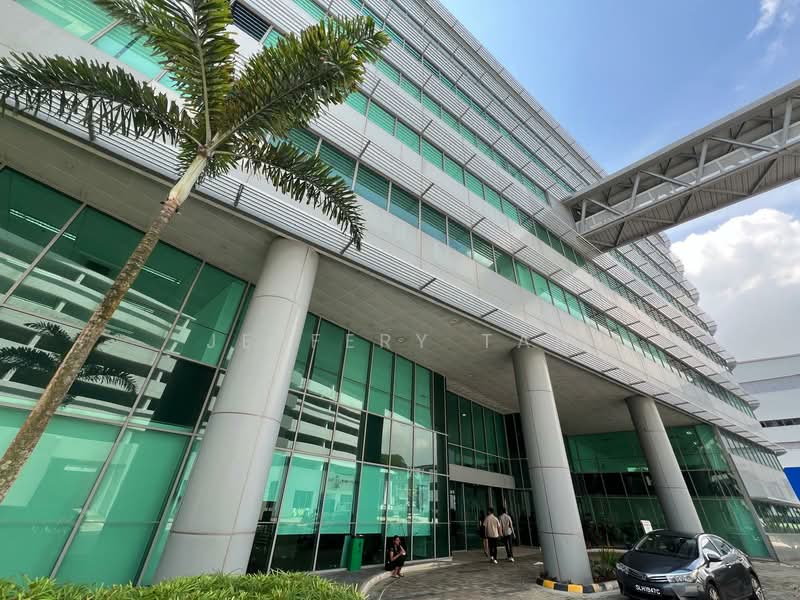 OPEN YARD @ TOPS LOYANG, Loyang Crescent, 29,353 sqft, Warehouse For Rent, by Jeffery Tan, 500117376 - Exterior - CommercialGuru.com.sg