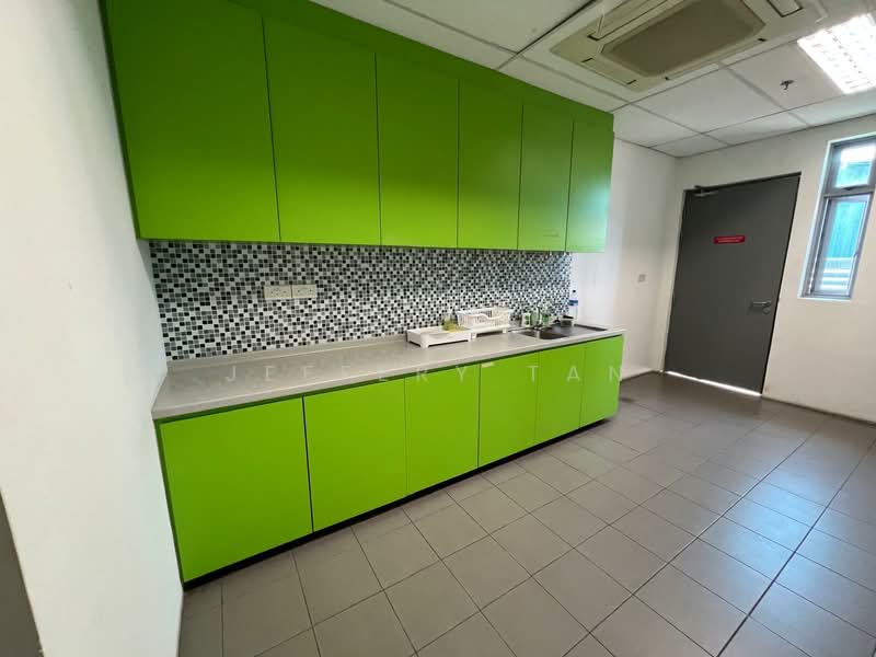 OPEN YARD @ TOPS LOYANG, Loyang Crescent, 29,353 sqft, Warehouse For Rent, by Jeffery Tan, 500117376 - Kitchen - CommercialGuru.com.sg
