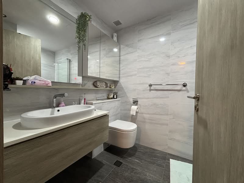 The Alps Residences, 101 Tampines Street 86, 3 Bedrooms, 1,066 sqft, Condominium For Rent, by Nigel Soo, 500117378 - Bathroom - PropertyGuru.com.sg
