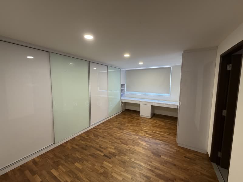 For Rent - Gambir Walk - 3 Storey Renovared Semi-D