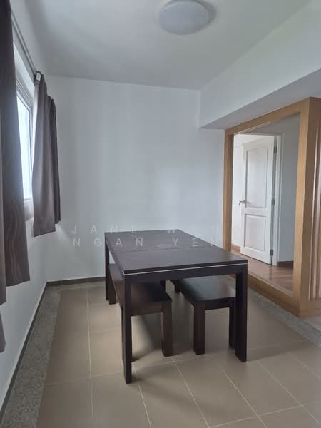 170 Bukit Batok West Avenue 8, 170 Bukit Batok West Avenue 8, 3 Bedrooms, 1,496 sqft, HDB Flat For Sale, by Jane Wong Ngan Yeng, 500117388 - Dining Room - PropertyGuru.com.sg
