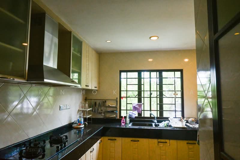 West Coast Gardens, 48 West Coast Terrace, 4 Bedrooms, 3,400 sqft, Terraced House For Rent, by Ken Ho Kian Hwa, 500117389 - PropertyGuru.com.sg