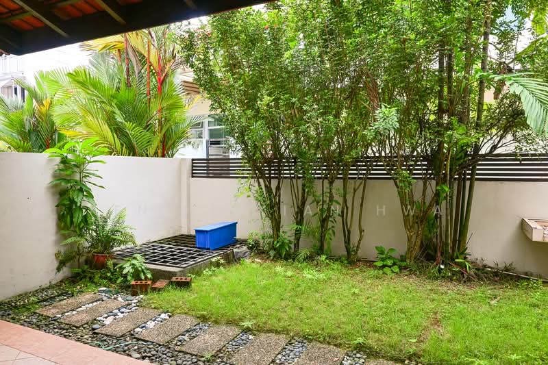 West Coast Gardens, 48 West Coast Terrace, 4 Bedrooms, 3,400 sqft, Terraced House For Rent, by Ken Ho Kian Hwa, 500117389 - Garden - PropertyGuru.com.sg