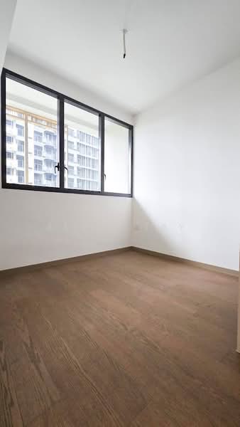 Penrose, 30 Sims Drive, 2 Bedrooms, 710 sqft, Condominium For Sale, by Alvin Tay, 500117430 - Common Bedroom - PropertyGuru.com.sg
