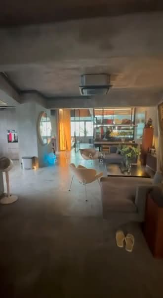 Little India/ Rochor/ Farrer Park Hipster Loft, Rangoon Road, 3 Bedrooms, 1,890 sqft, Walk-up Apartment For Rent, by Susan Prior, 500117431 - PropertyGuru.com.sg