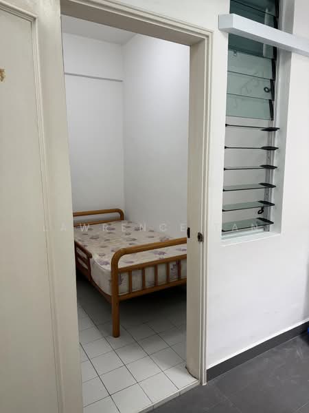 Villa De West, 385 Pasir Panjang Road, 3 Bedrooms, 1,636 sqft, Condominium For Sale, by Lawrence Tan, 500117433 - Study Room - PropertyGuru.com.sg
