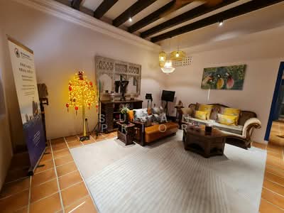 For Sale - Orchard Stunning Entertainment Shophouse