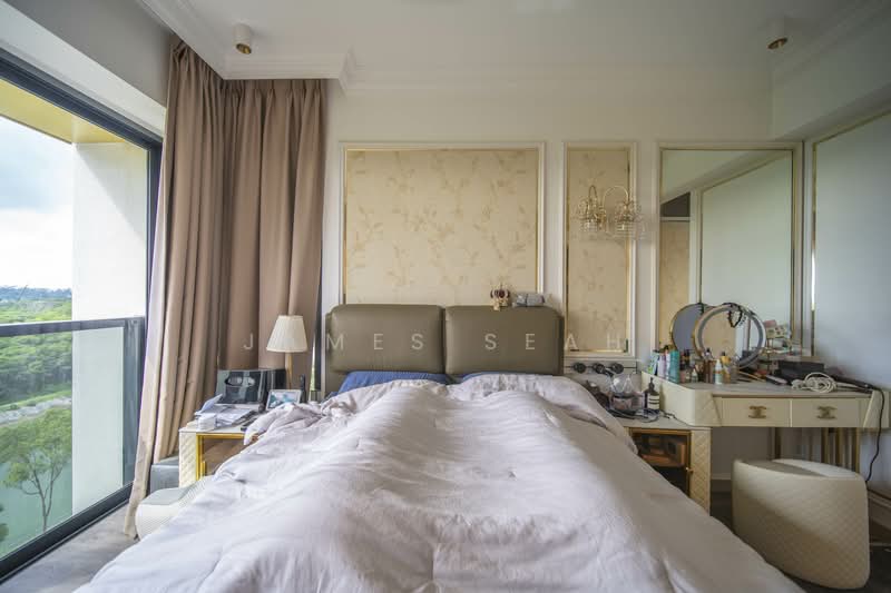 Riverfront Residences, 41 Hougang Avenue 7, 4 Bedrooms, 1,485 sqft, Condominium For Sale, by James Seah, 500117445 - Bedroom - PropertyGuru.com.sg