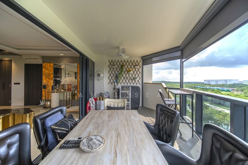 Riverfront Residences, 41 Hougang Avenue 7, 4 Bedrooms, 1,485 sqft, Condominium For Sale, by James Seah, 500117445 - Balcony - PropertyGuru.com.sg