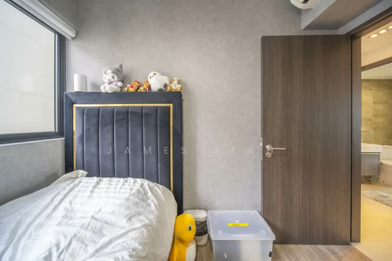 Riverfront Residences, 41 Hougang Avenue 7, 4 Bedrooms, 1,485 sqft, Condominium For Sale, by James Seah, 500117445 - Bedroom - PropertyGuru.com.sg