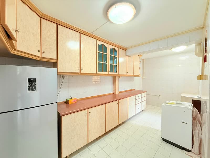 20 Bedok South Road, 20 Bedok South Road, 3 Bedrooms, 1,259 sqft, HDB Flat For Sale, by Jose Loh Zhenhao, 500117453 - Kitchen - PropertyGuru.com.sg