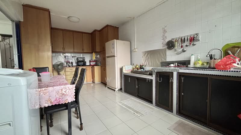 851 Yishun Street 81, 851 Yishun Street 81, 3 Bedrooms, 1,119 sqft, HDB Flat For Sale, by Ong Kwei Huat, 500117477 - Kitchen - PropertyGuru.com.sg