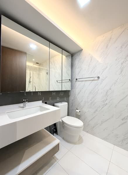 Jewel @ Buangkok, Buangkok Drive, 2 Bedrooms, 775 sqft, Condominium For Rent, by Lin Hui Min Jerlyn, 500117486 - Bathroom - PropertyGuru.com.sg