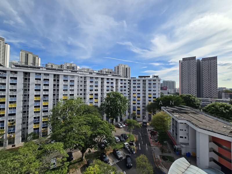 330 Clementi Avenue 2, 330 Clementi Avenue 2, 3 Bedrooms, 990 sqft, HDB Flat For Sale, by Raama Subramaniyan, 500117504 - PropertyGuru.com.sg