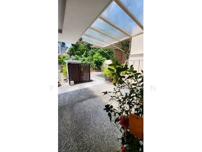 For Sale - Parry Green