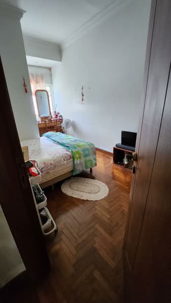 Parry Green, Parry Green, 6 Bedrooms, 3,900 sqft, Corner Terrace For Sale, by Yann Tan, 500117511 - Bedroom - PropertyGuru.com.sg