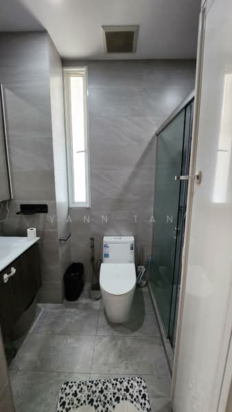 Parry Green, Parry Green, 6 Bedrooms, 3,900 sqft, Corner Terrace For Sale, by Yann Tan, 500117511 - Bathroom - PropertyGuru.com.sg