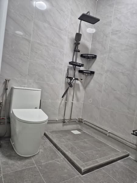 208 Choa Chu Kang Central, 208 Choa Chu Kang Central, 4 Bedrooms, 1,571 sqft, HDB Flat For Sale, by Ian Teo, 500117520 - Bathroom - PropertyGuru.com.sg