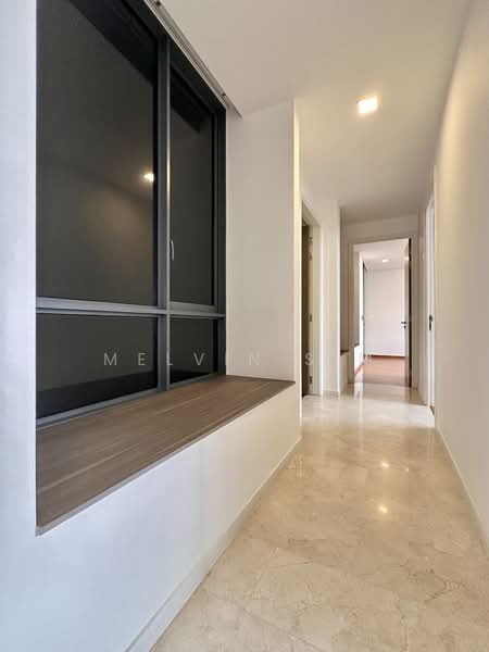 The Trizon, 2 Ridgewood Close, 3 Bedrooms, 1,894 sqft, Condominium For Rent, by Melvin Sim, 500117534 - Corridor - PropertyGuru.com.sg