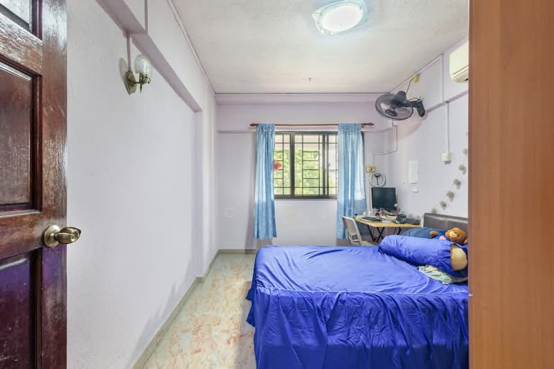 402 Jurong West Street 42, 402 Jurong West Street 42, 4 Bedrooms, 1,432 sqft, HDB Flat For Sale, by Alicia Soh, 500117561 - Bedroom - PropertyGuru.com.sg