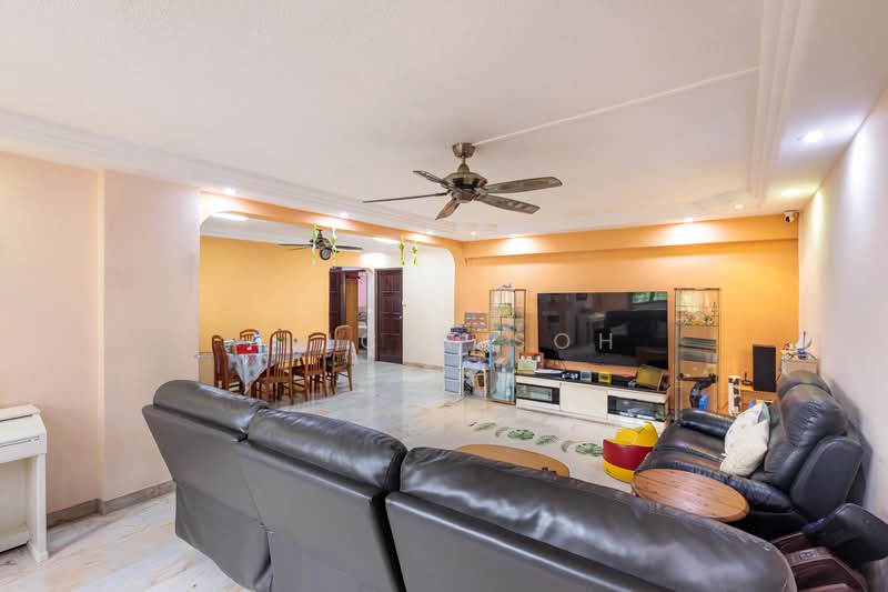 For Sale - 402 Jurong West Street 42