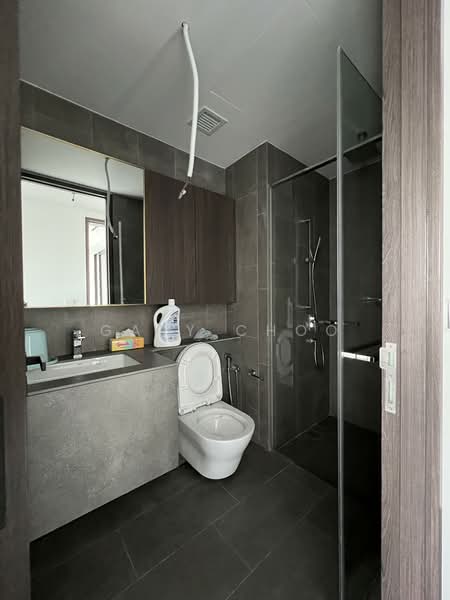 Midtown Modern, 18 Tan Quee Lan Street, 4 Bedrooms, 1,442 sqft, Condominium For Rent, by Gary Choo, 500117563 - Bathroom - PropertyGuru.com.sg