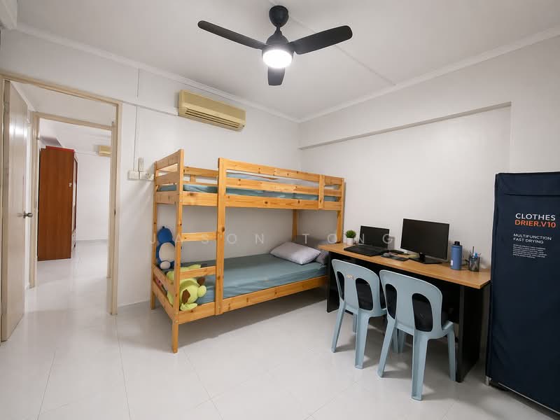 760 Woodlands Avenue 6, 760 Woodlands Avenue 6, 3 Bedrooms, 1,109 sqft, HDB Flat For Sale, by Jason Tong, 500117582 - Bedroom - PropertyGuru.com.sg