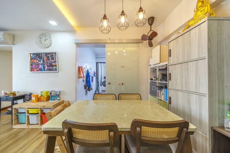 438A Sengkang West Avenue, 438A Sengkang West Avenue, 3 Bedrooms, 1,012 sqft, HDB Flat For Sale, by Michael Ooi, 500117584 - Dining Room - PropertyGuru.com.sg