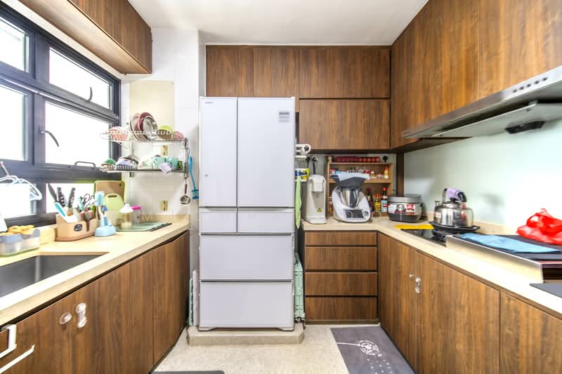 438A Sengkang West Avenue, 438A Sengkang West Avenue, 3 Bedrooms, 1,012 sqft, HDB Flat For Sale, by Michael Ooi, 500117584 - Kitchen - PropertyGuru.com.sg